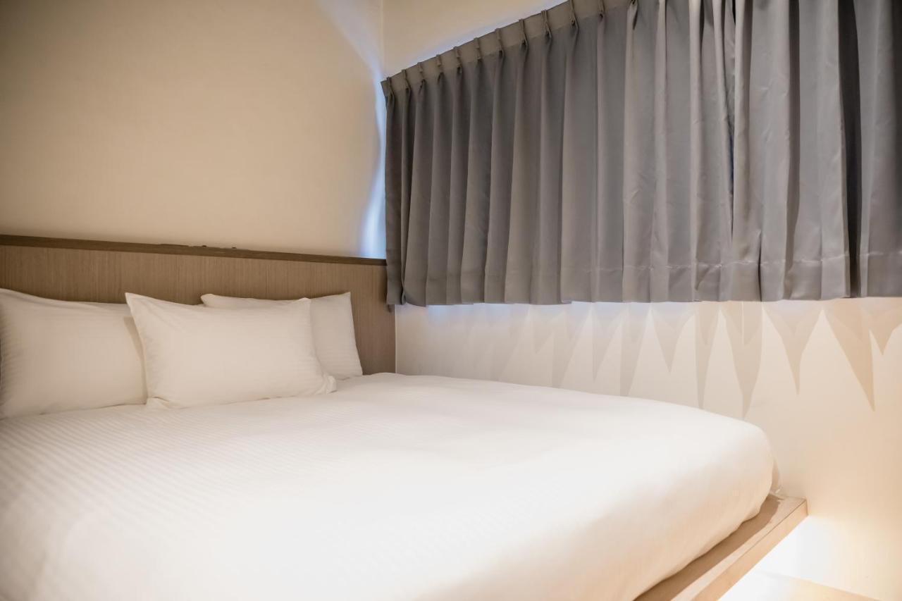 Traveller-Inn Day Moon Hotel T'ai-tung Extérieur photo